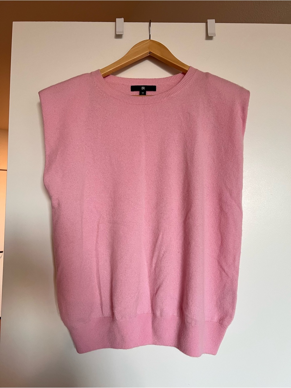Pastel Pink 100% cashmere Sleeveless Sweater – Banana Republic